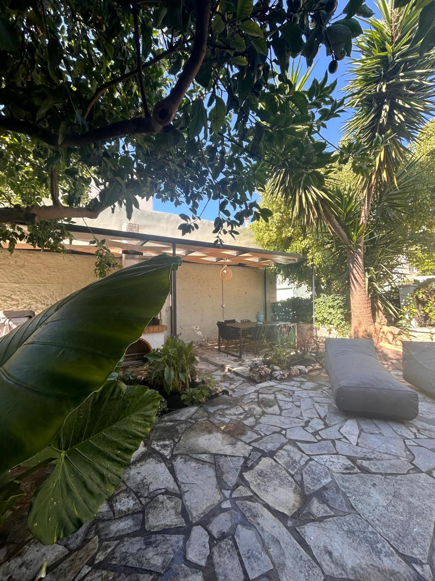 Casa vacanze Joyful Secret Garden House *