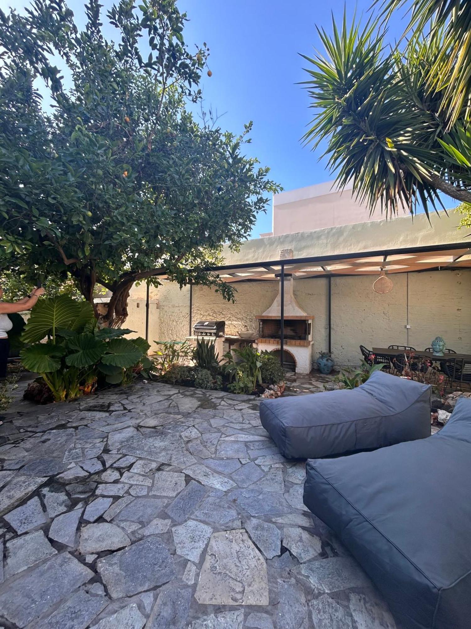 Joyful Secret Garden House *